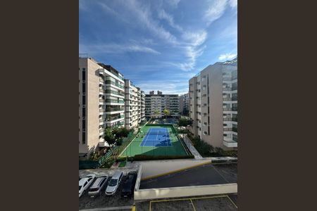 Apartamento à venda com 76m², 2 quartos e 1 vaga Apartamento à venda com 76m², 2 quartos e 1 vagaVaranda