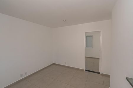 Apartamento para alugar com 47m², 2 quartos e 1 vaga Apartamento para alugar com 47m², 2 quartos e 1 vagaSala de Estar/Jantar