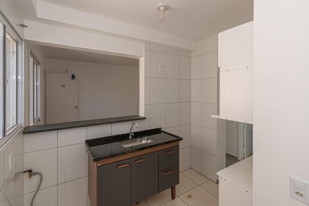 Apartamento para alugar com 47m², 2 quartos e 1 vaga Apartamento para alugar com 47m², 2 quartos e 1 vagaCozinha e Área de Serviço