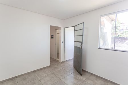 Sala de kitnet/studio para alugar com 1 quarto, 50m² em Santa Efigênia, Belo Horizonte