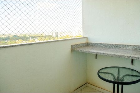 Apartamento à venda com 59m², 2 quartos e 1 vaga Apartamento à venda com 59m², 2 quartos e 1 vagaSacada