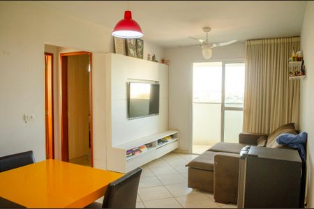 Apartamento à venda com 59m², 2 quartos e 1 vaga Apartamento à venda com 59m², 2 quartos e 1 vagaSala