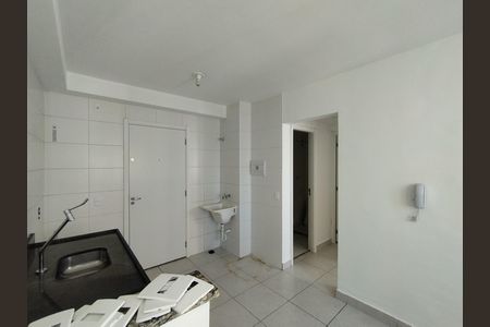 Cozinha - Torneira de apartamento para alugar com 2 quartos, 43m² em Sacoma, São Paulo
