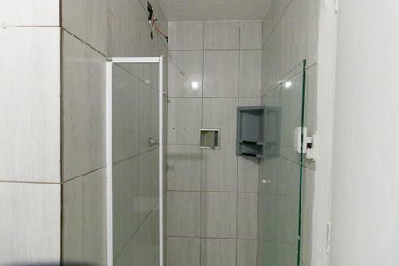 Banheiro de apartamento para alugar com 2 quartos, 62m² em Guapira, São Paulo