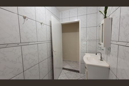 Casa para alugar com 125m², 3 quartos e 1 vaga Casa para alugar com 125m², 3 quartos e 1 vagaBanheiro