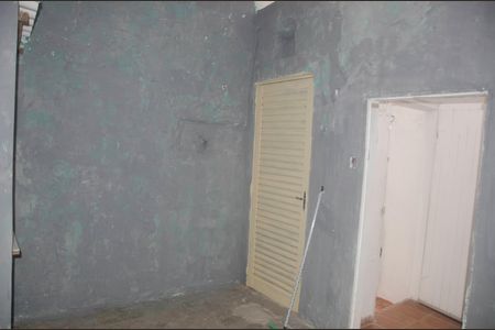 Casa para alugar com 3 quartos, 125m² em Vila Bartira, Itaquaquecetuba