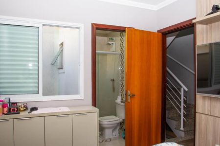 Casa de Condomínio para alugar com 3 quartos, 160m² em Vila Lucia, São Paulo