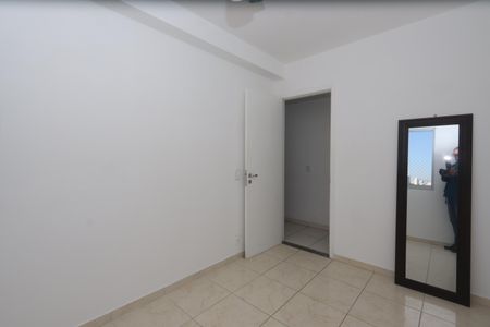 Quarto 2 de apartamento para alugar com 2 quartos, 50m² em Vila Ema, São Paulo