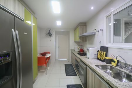 Apartamento para alugar com 70m², 4 quartos e 2 vagasCozinha