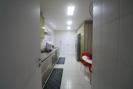 Apartamento para alugar com 70m², 4 quartos e 2 vagasCozinha