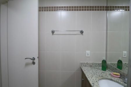 Apartamento para alugar com 70m², 4 quartos e 2 vagasBanheiro Suíte 3
