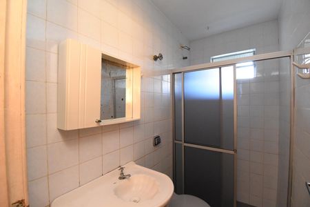 Casa à venda com 260m², 3 quartos e 2 vagasBanheiro 3