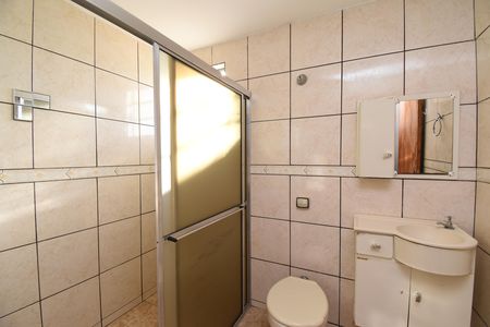 Casa à venda com 260m², 3 quartos e 2 vagasBanheiro 2
