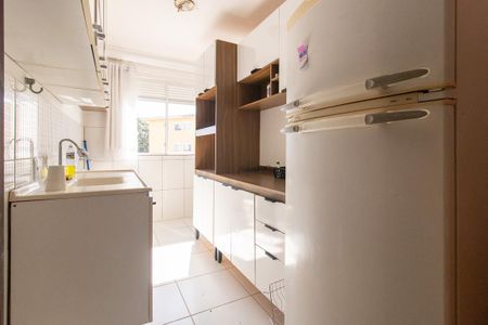 Apartamento para alugar com 48m², 2 quartos e 1 vaga Apartamento para alugar com 48m², 2 quartos e 1 vagaCozinha - Armários