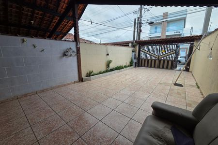 Garagem de casa para alugar com 2 quartos, 90m² em Maracanã, Praia Grande