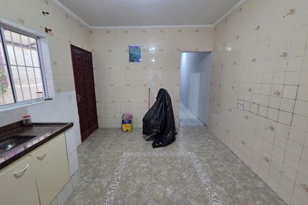 Cozinha de casa para alugar com 2 quartos, 90m² em Maracanã, Praia Grande