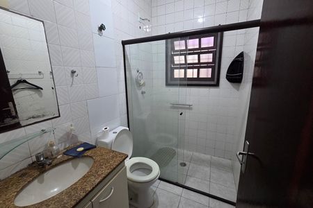 Casa para alugar com 90m², 2 quartos e 4 vagas Casa para alugar com 90m², 2 quartos e 4 vagasBanheiro