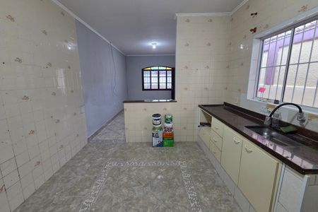 Casa para alugar com 90m², 2 quartos e 4 vagas Casa para alugar com 90m², 2 quartos e 4 vagasCozinha