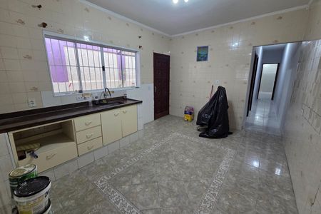 Casa para alugar com 90m², 2 quartos e 4 vagas Casa para alugar com 90m², 2 quartos e 4 vagasCozinha
