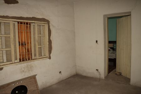 Casa à venda com 5 quartos, 300m² em Sapopemba, São Paulo