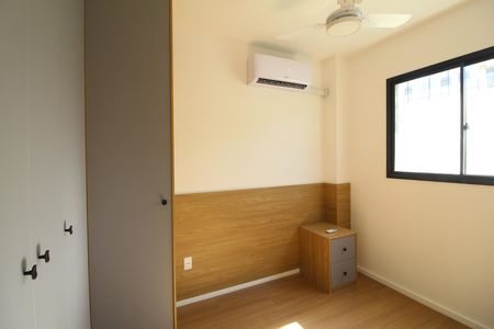 Quarto 2 de apartamento para alugar com 2 quartos, 42m² em Barra Olímpica, Rio de Janeiro