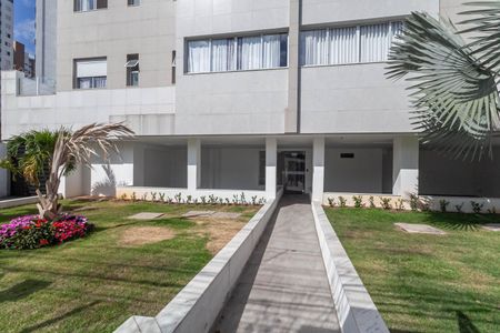 Entrada de apartamento à venda com 2 quartos, 60m² em Ouro Preto, Belo Horizonte