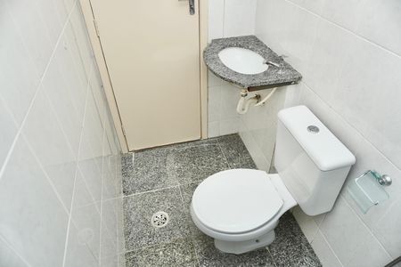 Apartamento para alugar com 75m², 3 quartos e 2 vagasBanheiro Social