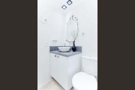 Banheiro Social de apartamento para alugar com 2 quartos, 64m² em Picanço, Guarulhos