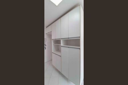 Apartamento para alugar com 64m², 2 quartos e 1 vaga