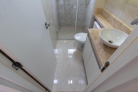 Apartamento à venda com 57m², 2 quartos e 2 vagas Apartamento à venda com 57m², 2 quartos e 2 vagasBANHEIRO DA SUITE