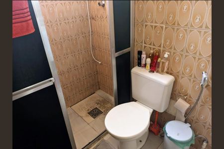 Banheiro de apartamento para alugar com 2 quartos, 57m² em Madureira, Rio de Janeiro