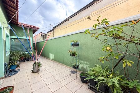 Quintal de casa à venda com 2 quartos, 132m² em Quarta Parada, São Paulo