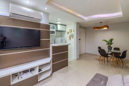 Sala de apartamento para alugar com 3 quartos, 64m² em Cristal, Porto Alegre