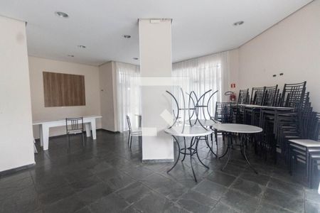 Apartamento para alugar com 45m², 2 quartos e 1 vaga Apartamento para alugar com 45m², 2 quartos e 1 vagaÁrea comum - Salão de festas