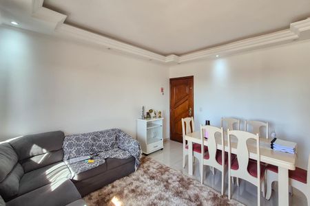 Apartamento à venda com 78m², 3 quartos e 1 vaga Apartamento à venda com 78m², 3 quartos e 1 vagaSala