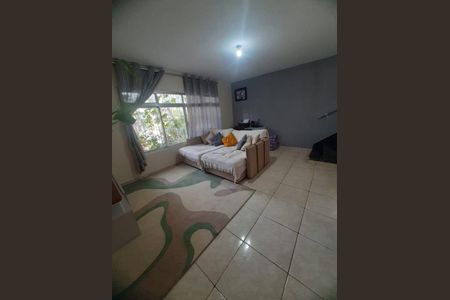Foto 04 de casa à venda com 3 quartos, 300m² em Jardim Oriental, São Paulo