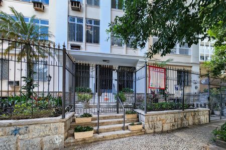 Fachada  de apartamento para alugar com 3 quartos, 150m² em Maracanã, Rio de Janeiro
