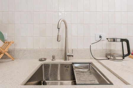 Cozinha e Área de Serviço de apartamento para alugar com 1 quarto, 72m² em Sumarezinho, São Paulo