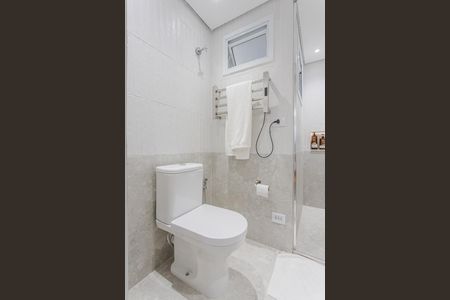 Apartamento à venda com 72m², 1 quarto e 1 vaga Apartamento à venda com 72m², 1 quarto e 1 vagaBanheiro da Suíte
