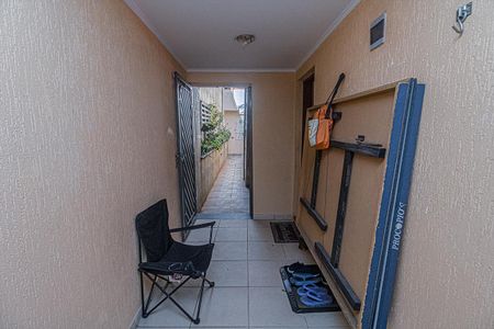 Casa à venda com 142m², 2 quartos e 2 vagas Casa à venda com 142m², 2 quartos e 2 vagashall de entrada_1