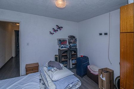 Casa à venda com 142m², 2 quartos e 2 vagas Casa à venda com 142m², 2 quartos e 2 vagasquarto 1_3