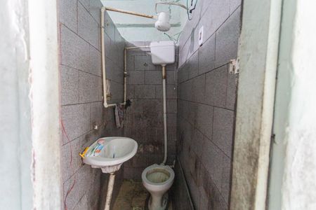 Banheiro da Casa 1 de casa à venda com 3 quartos, 180m² em Boa Vista, Belo Horizonte