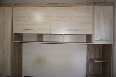 Quarto 2 de apartamento para alugar com 2 quartos, 52m² em Jardim Celia, Embu das Artes