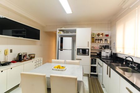 Cozinha de apartamento à venda com 4 quartos, 155m² em Vila Mafra, São Paulo