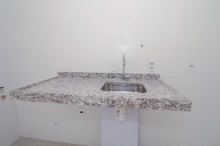 Cozinha de apartamento à venda com 2 quartos, 59m² em Vila Bandeirantes, São Paulo