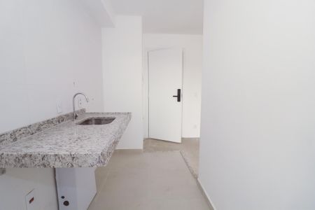 Cozinha de apartamento à venda com 2 quartos, 59m² em Vila Bandeirantes, São Paulo