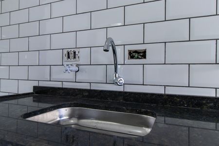 Casa de condomínio para alugar com 60m², 2 quartos e 1 vaga Casa de condomínio para alugar com 60m², 2 quartos e 1 vagaCozinha - Torneira