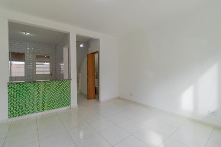 Casa de condomínio para alugar com 60m², 2 quartos e 1 vaga Casa de condomínio para alugar com 60m², 2 quartos e 1 vagaSala