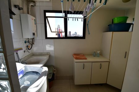 Apartamento à venda com 82m², 3 quartos e 2 vagasÁrea de Serviço