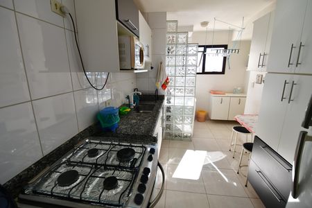 Apartamento à venda com 82m², 3 quartos e 2 vagasCozinha
